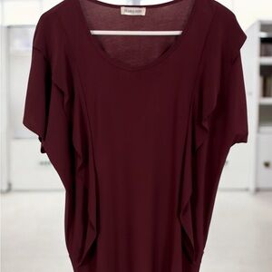 👛 2/$35 HAMILTON Short Sleeve Burgundy Top Raw Edge Ruffles Fits Large to XL